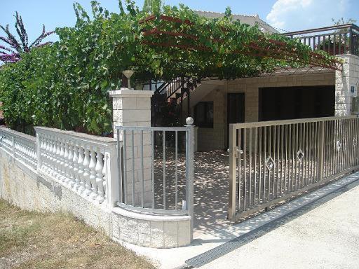 Apartment Knez Trogir Exterior photo